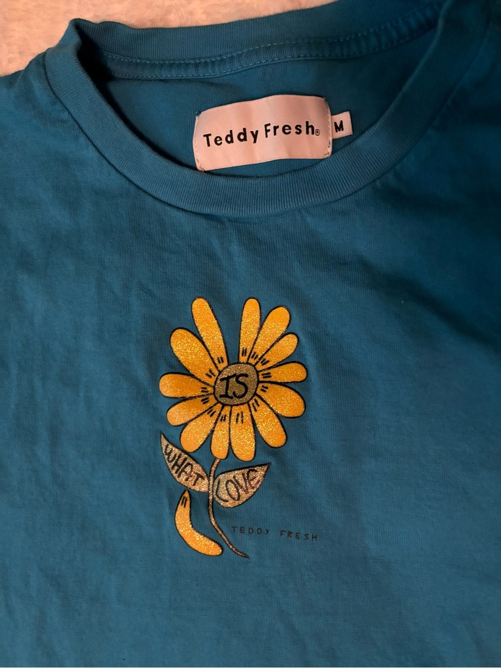 Teddy Fresh Flower T-Shirt Top Size Medium “What is Love”